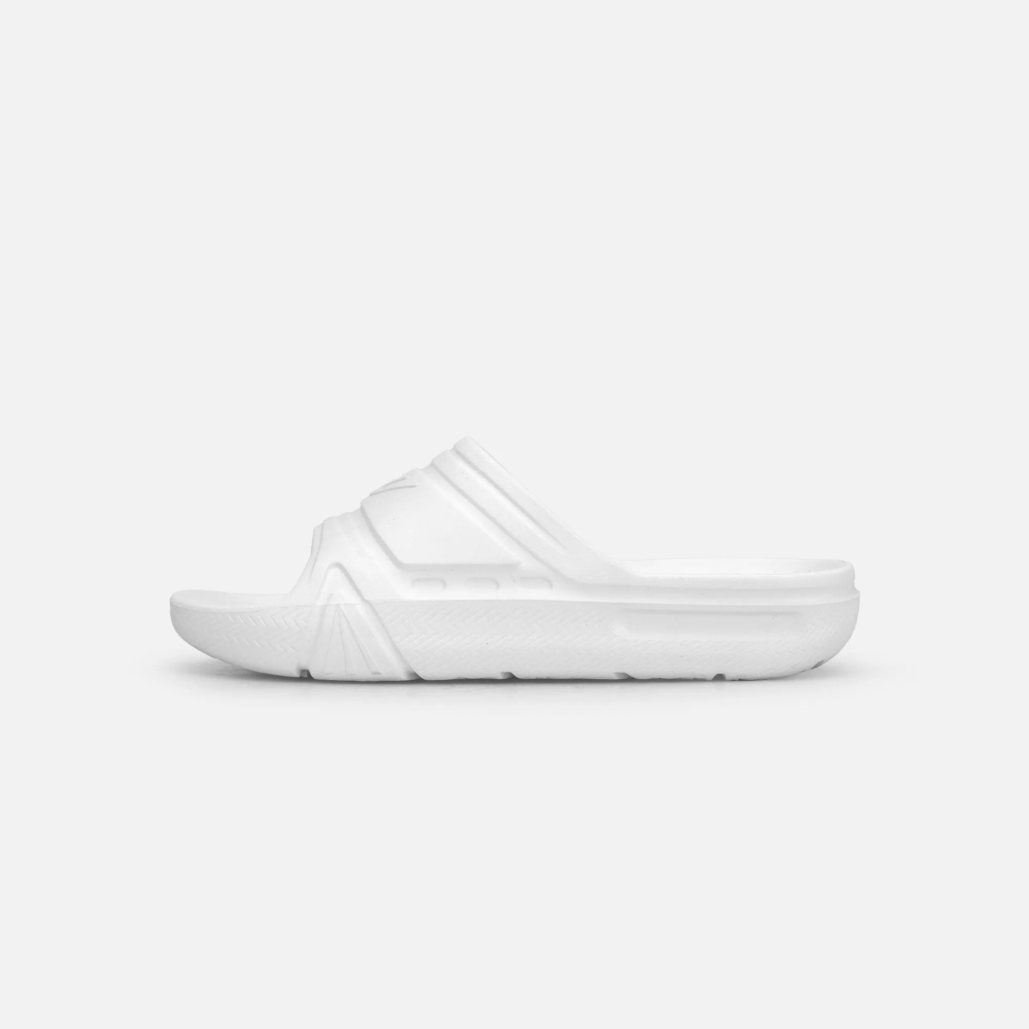 LOUNGE SLIDES BB
