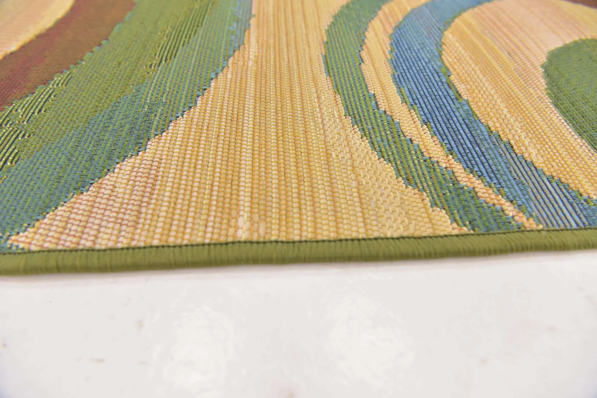 Outdoor Babbling Rug