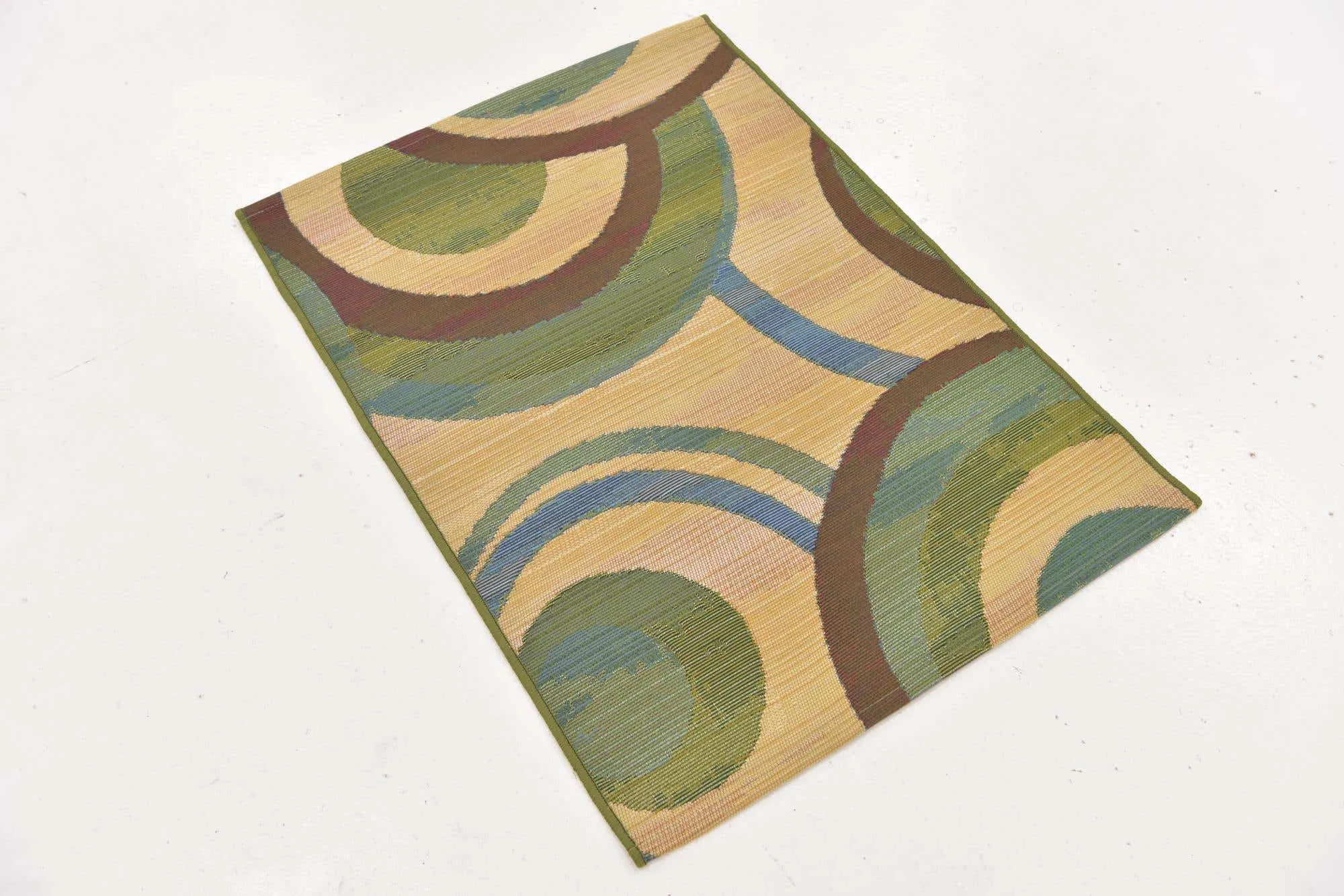 Outdoor Babbling Rug