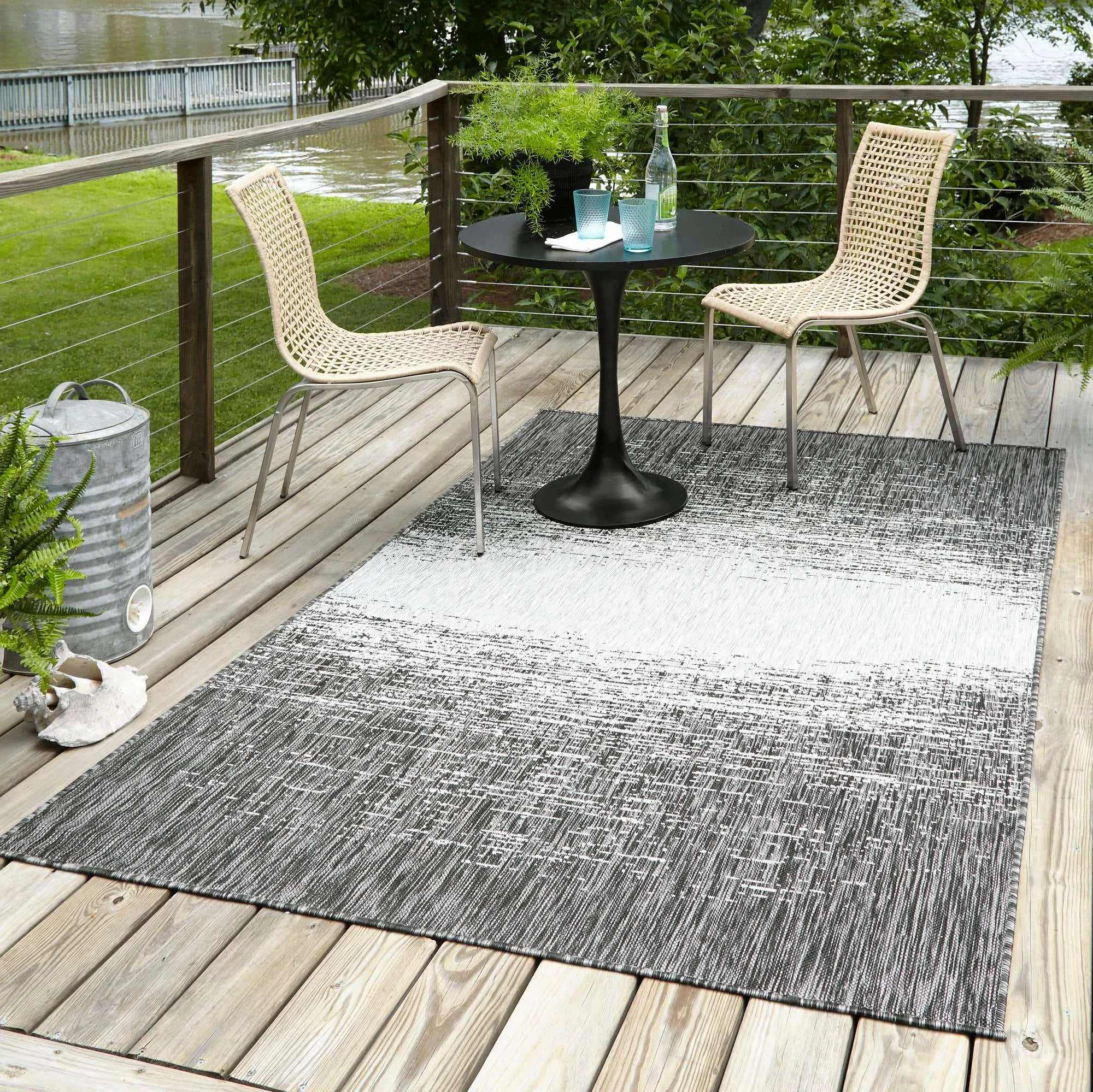 Outdoor Ombre Rug