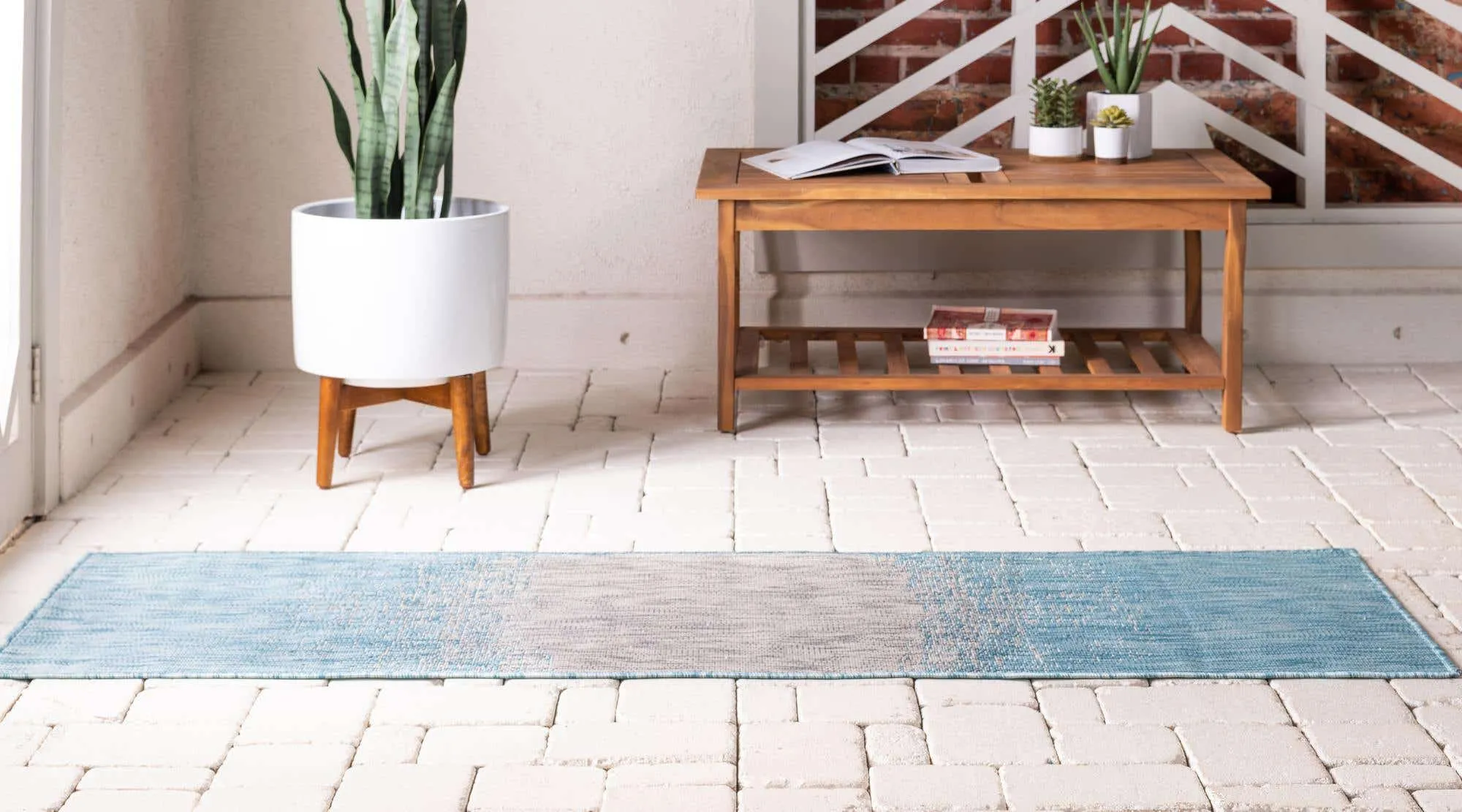 Outdoor Ombre Rug