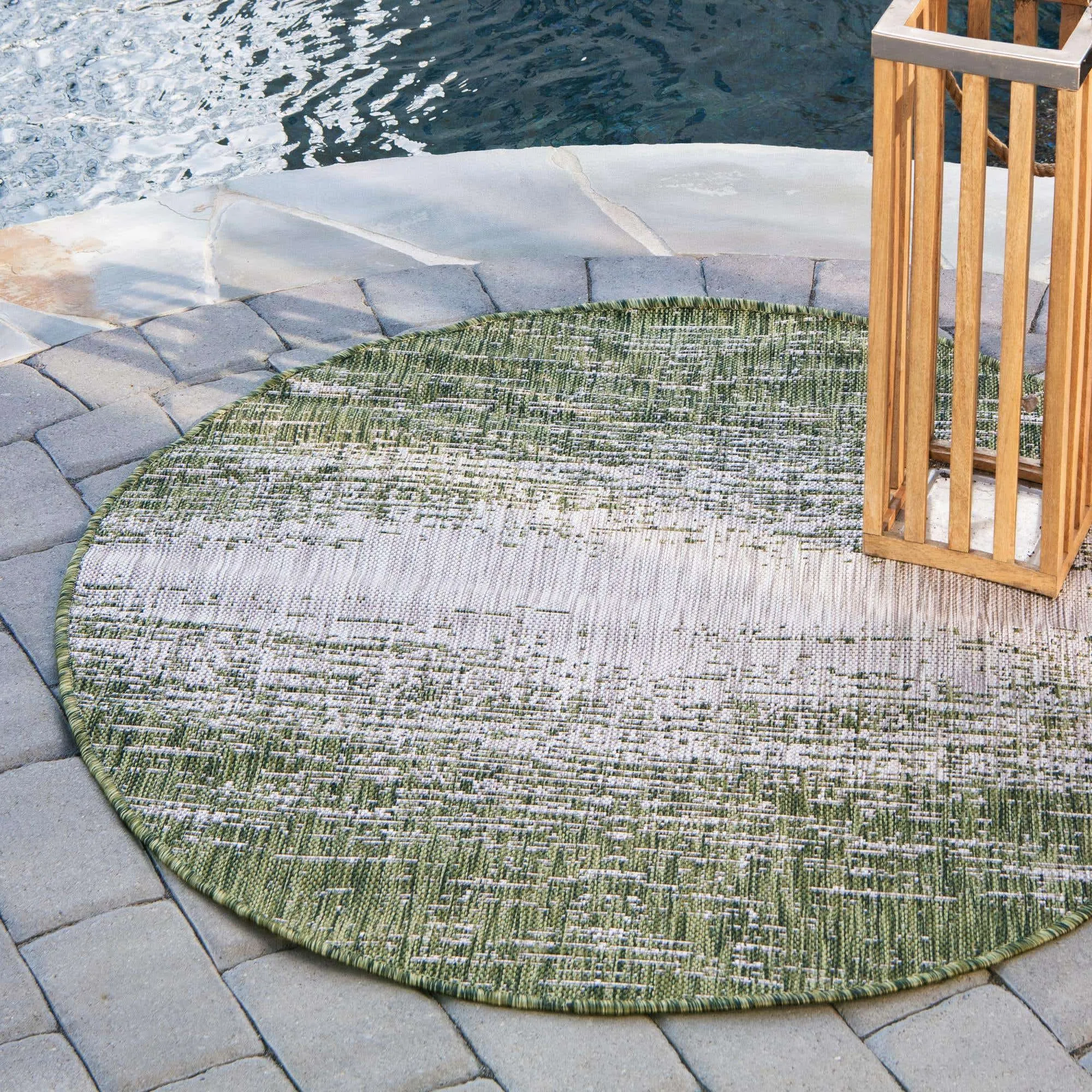 Outdoor Ombre Rug