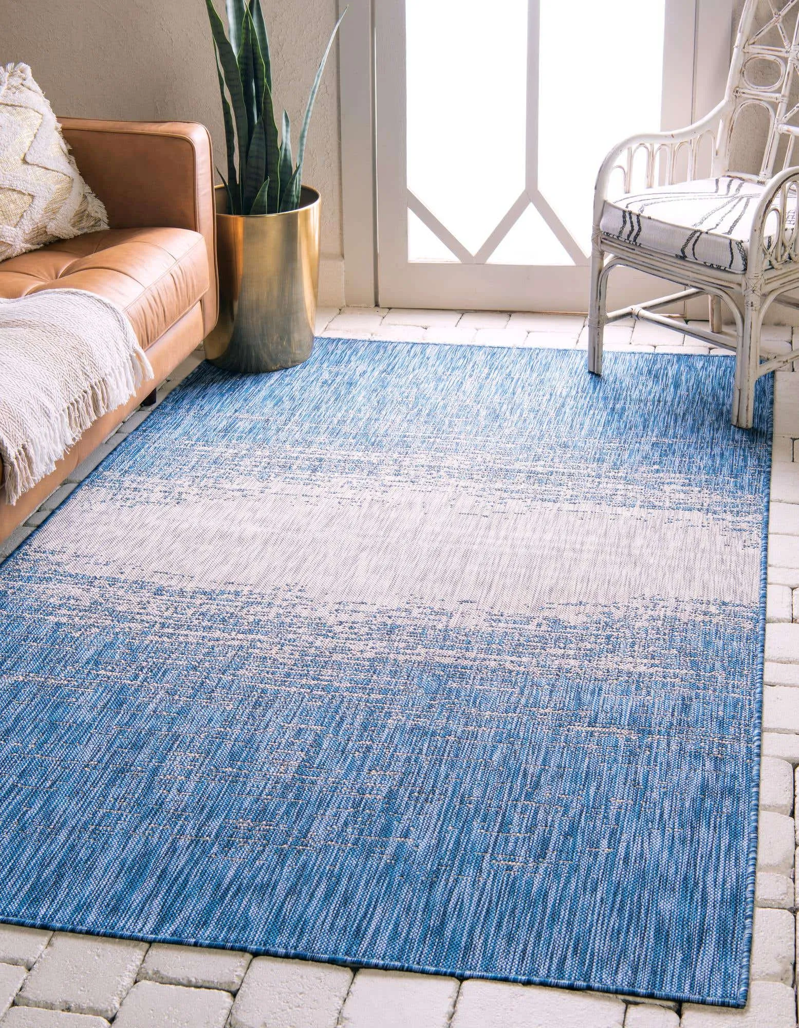 Outdoor Ombre Rug
