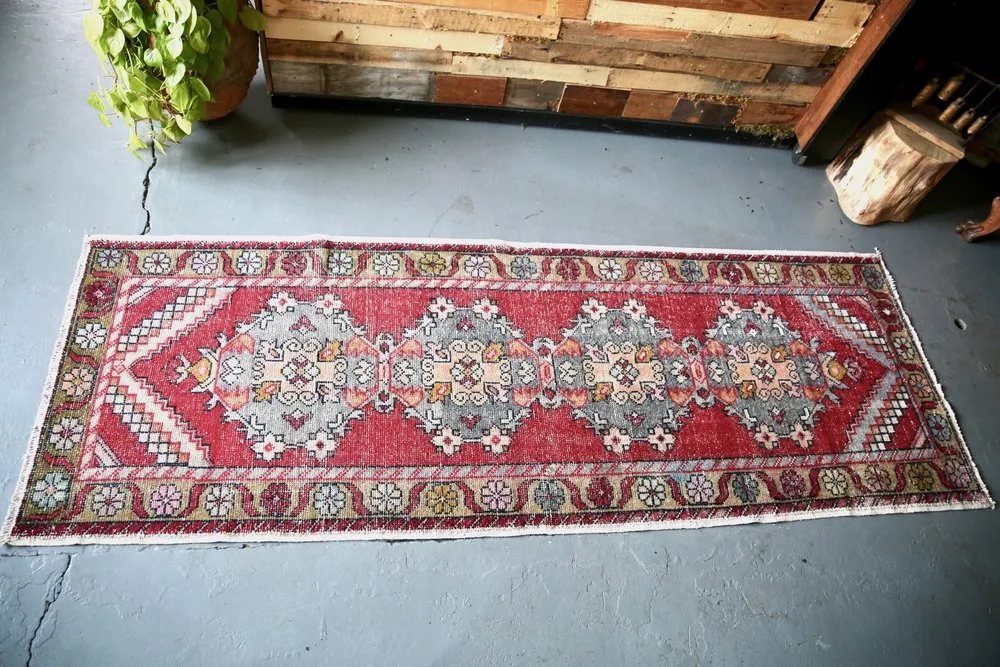 Vintage Faded Anatolian Turkish Runner Rug 3.4ftx9.9ft