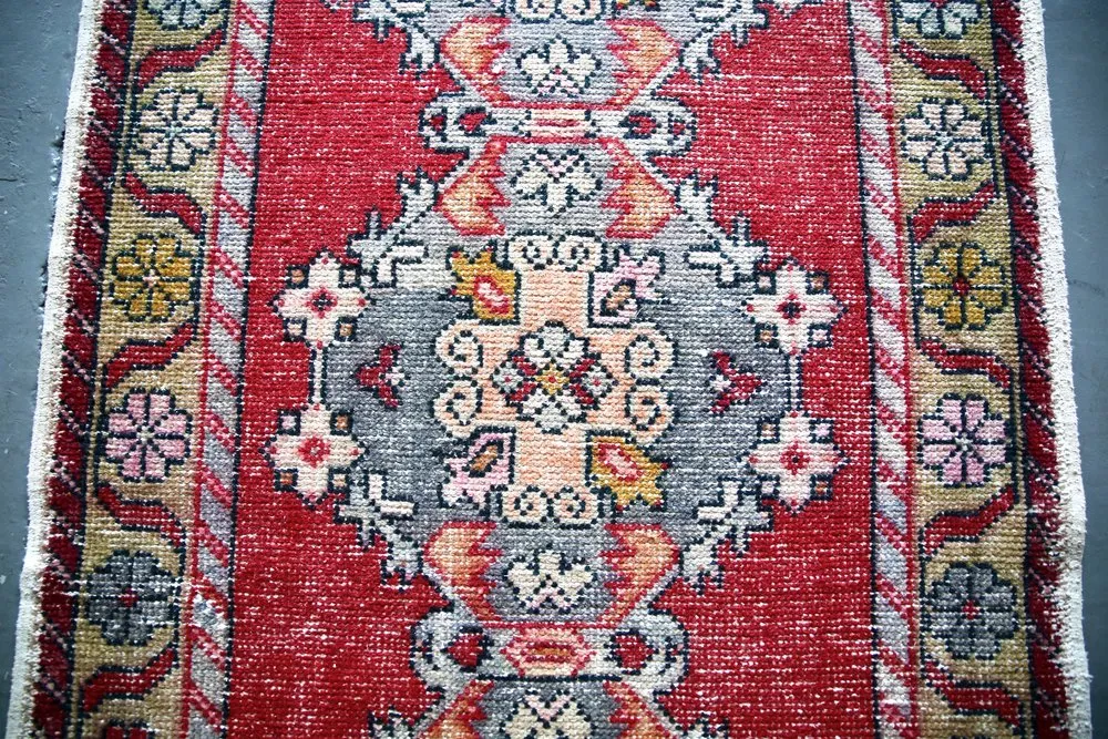 Vintage Faded Anatolian Turkish Runner Rug 3.4ftx9.9ft