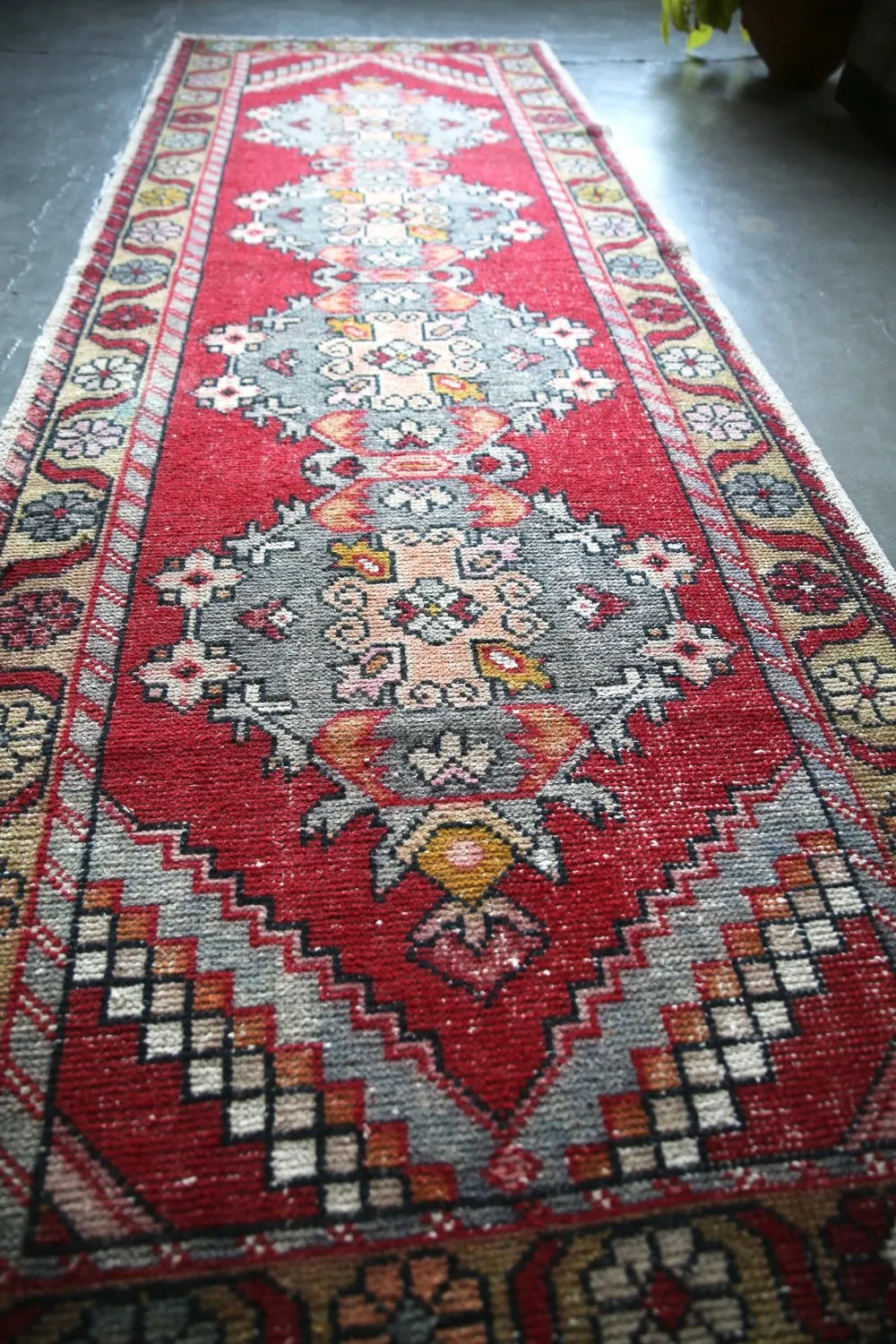 Vintage Faded Anatolian Turkish Runner Rug 3.4ftx9.9ft
